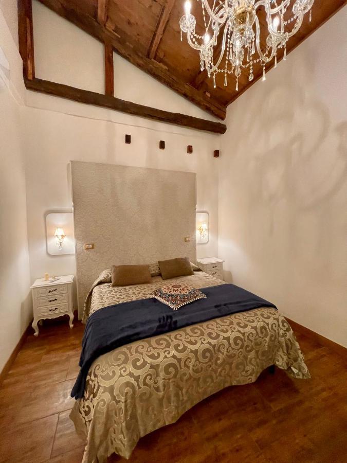 Interno12 Palerme